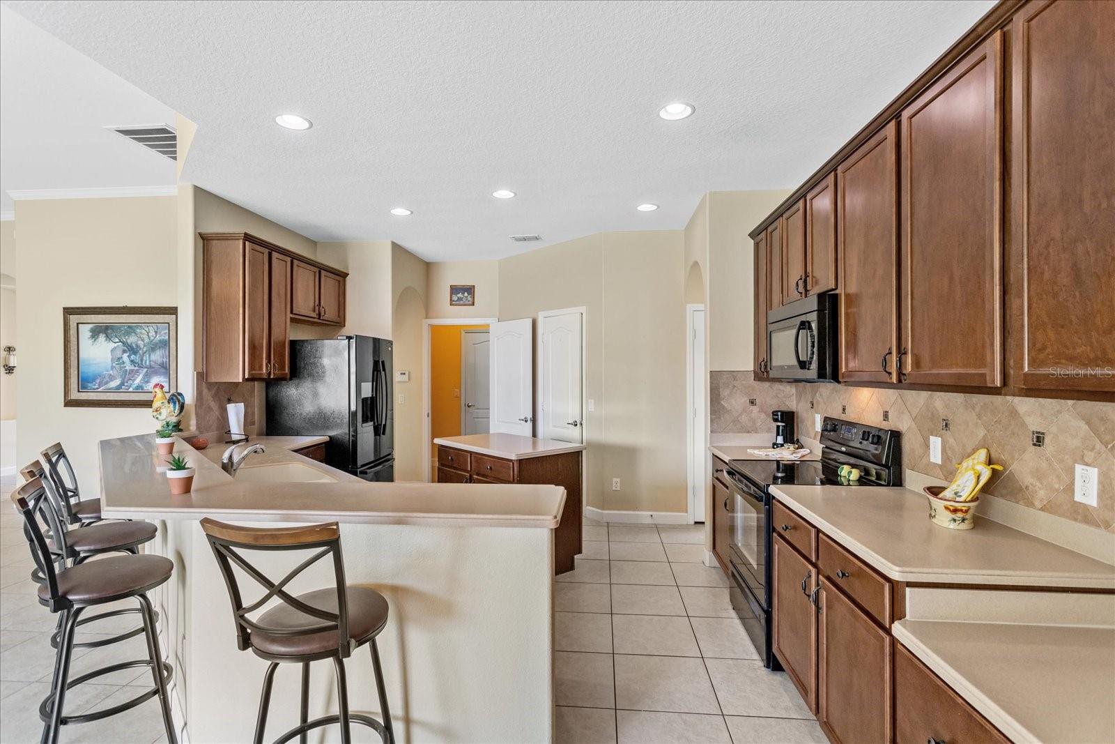 Image 9 of 38 For 4743 Legacy Oaks Drive