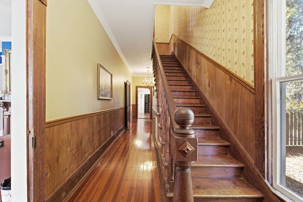 Image 14 of 82 For 720 3rd Street