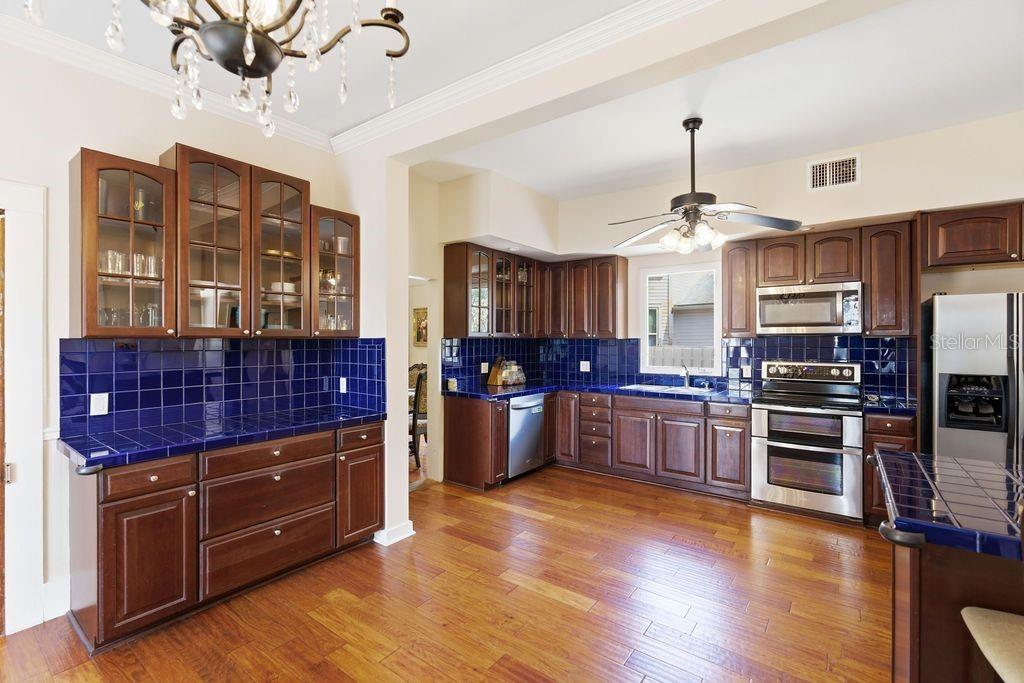 Image 23 of 82 For 720 3rd Street