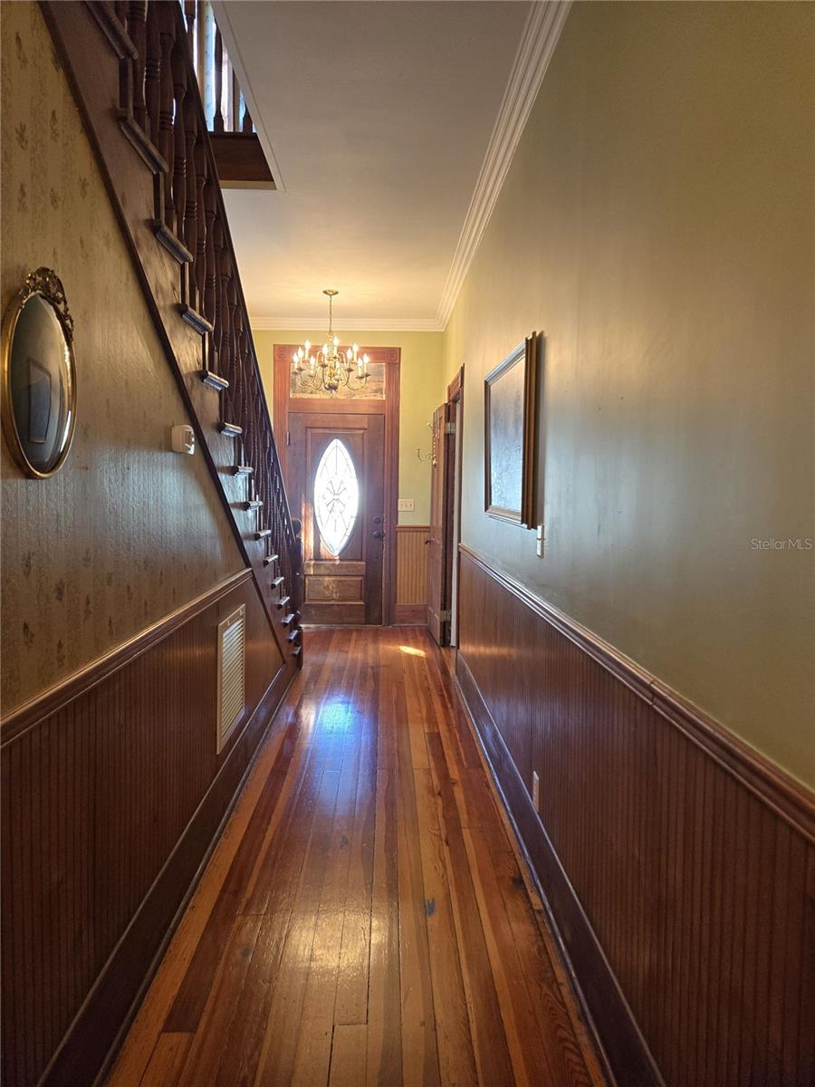 Image 35 of 82 For 720 3rd Street