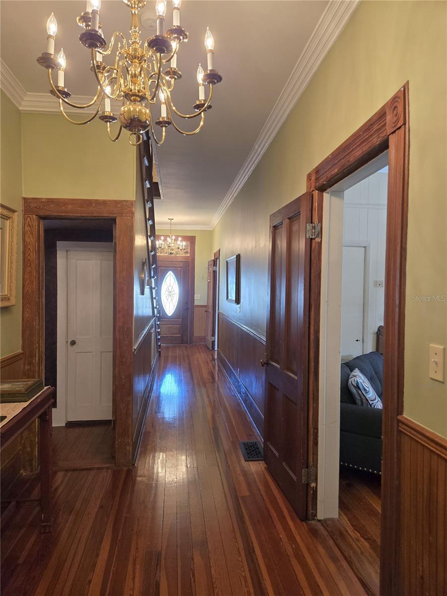 Image 36 of 82 For 720 3rd Street