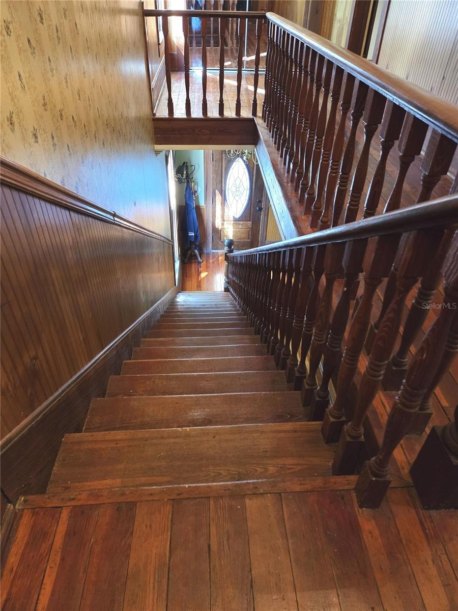 Image 39 of 82 For 720 3rd Street