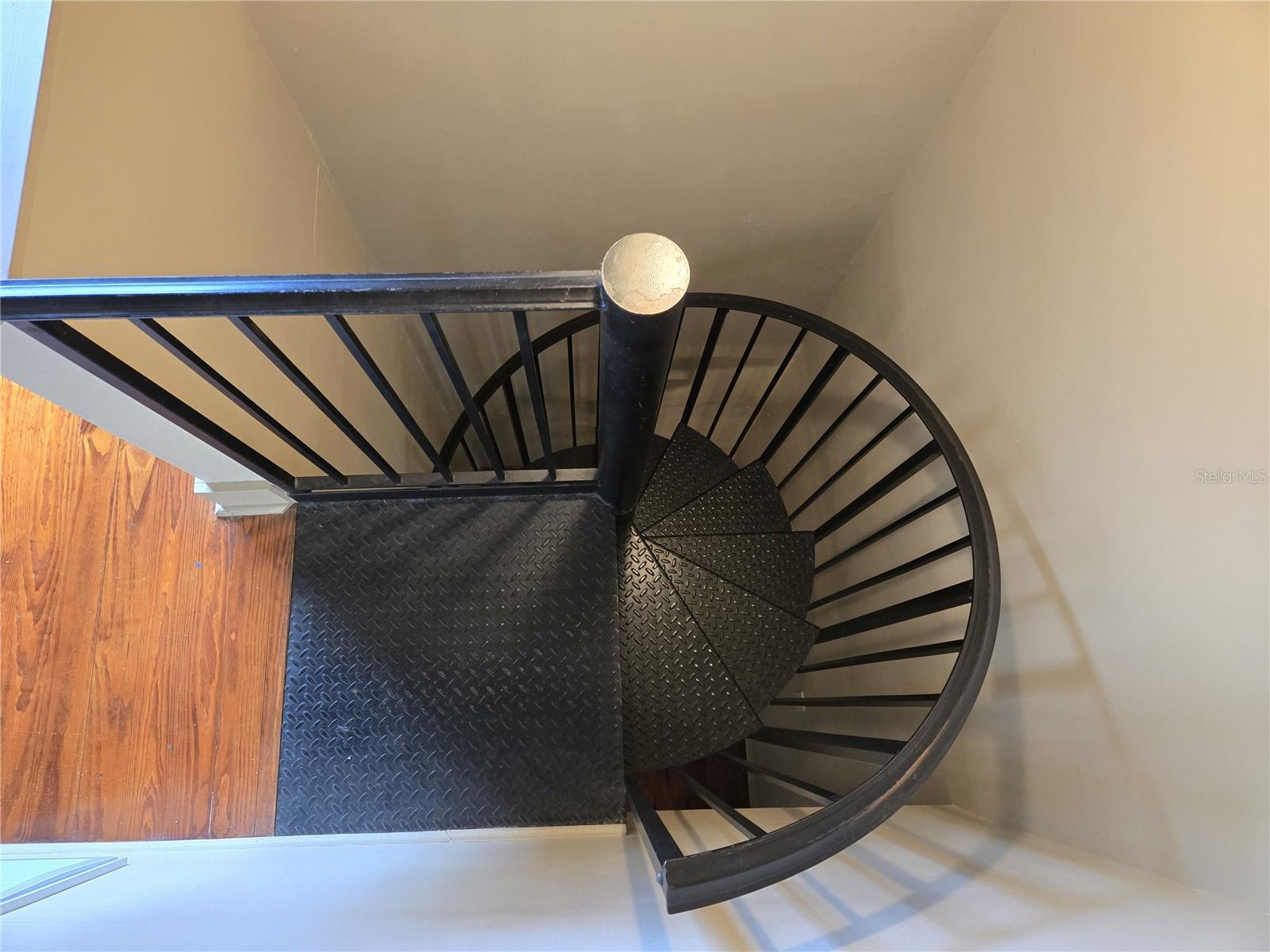 Image 48 of 82 For 720 3rd Street