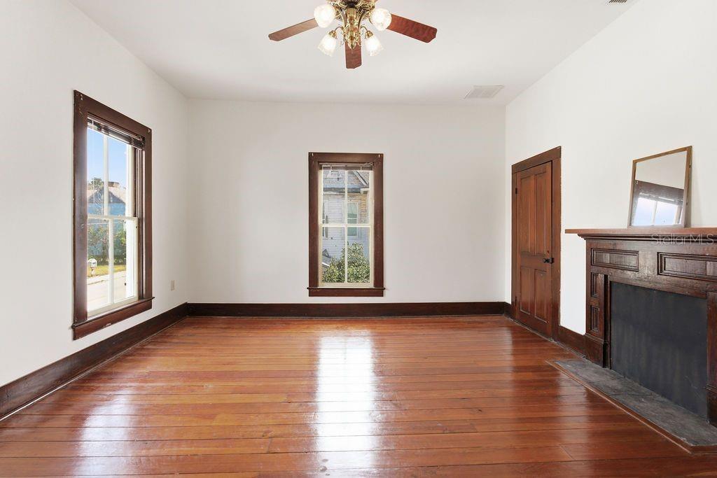 Image 52 of 82 For 720 3rd Street