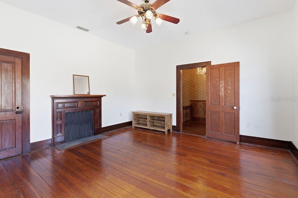 Image 53 of 82 For 720 3rd Street