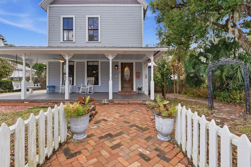 Image 6 of 82 For 720 3rd Street