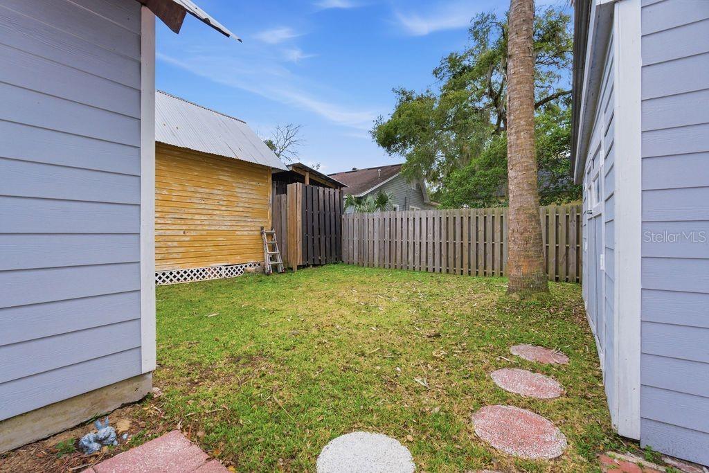 Image 71 of 82 For 720 3rd Street