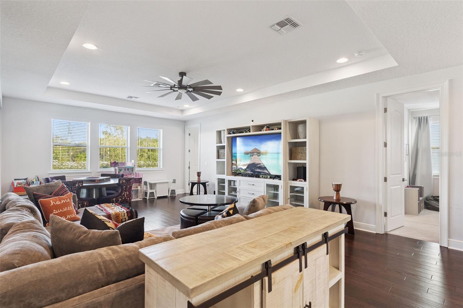 Image 18 of 62 For 671 Canopy Estates Drive