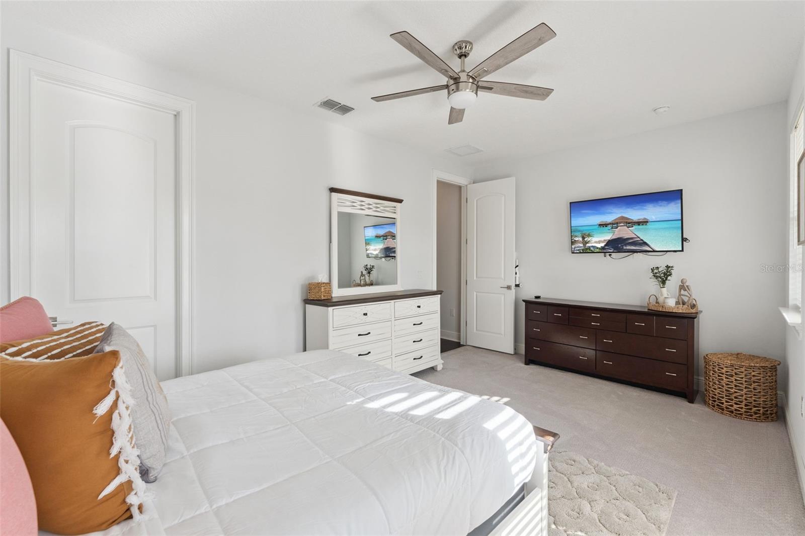 Image 27 of 62 For 671 Canopy Estates Drive