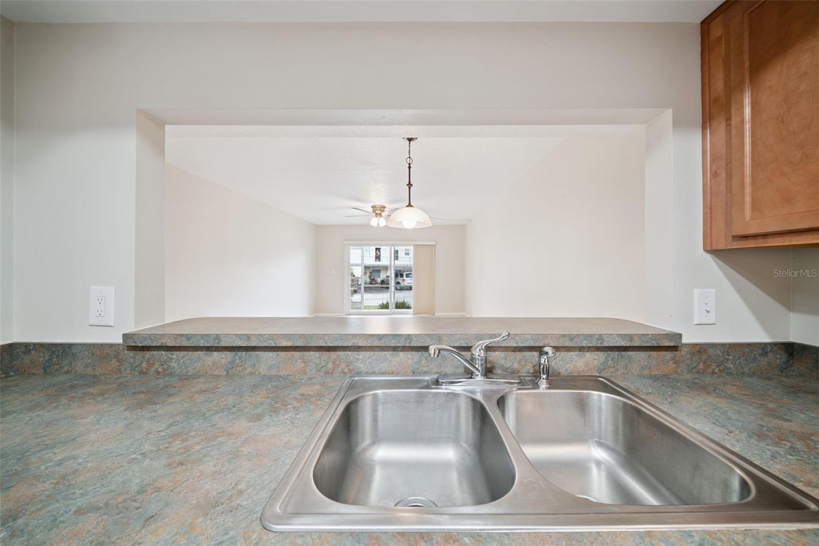 Image 11 of 21 For 404 Orlando Avenue 1b