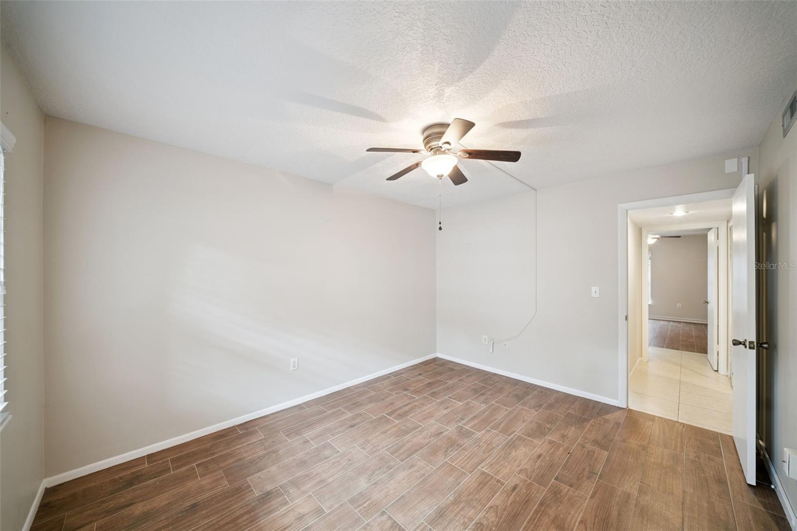 Image 12 of 21 For 404 Orlando Avenue 1b