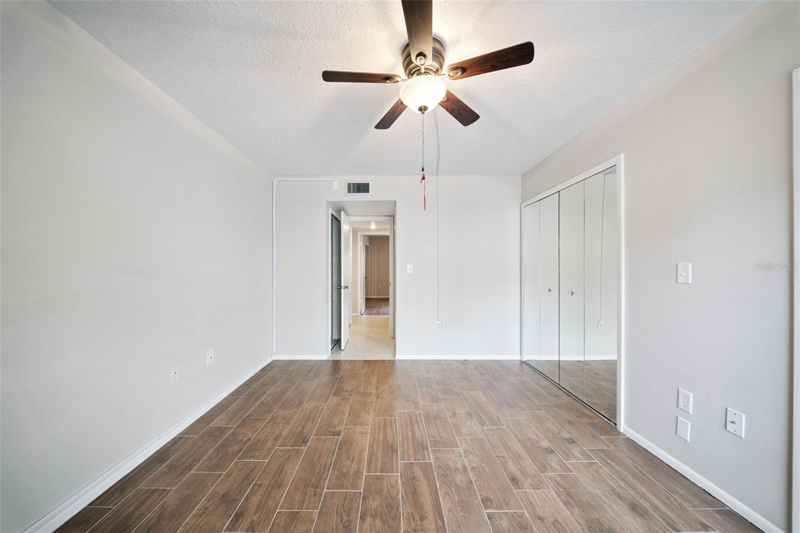 Image 13 of 21 For 404 Orlando Avenue 1b