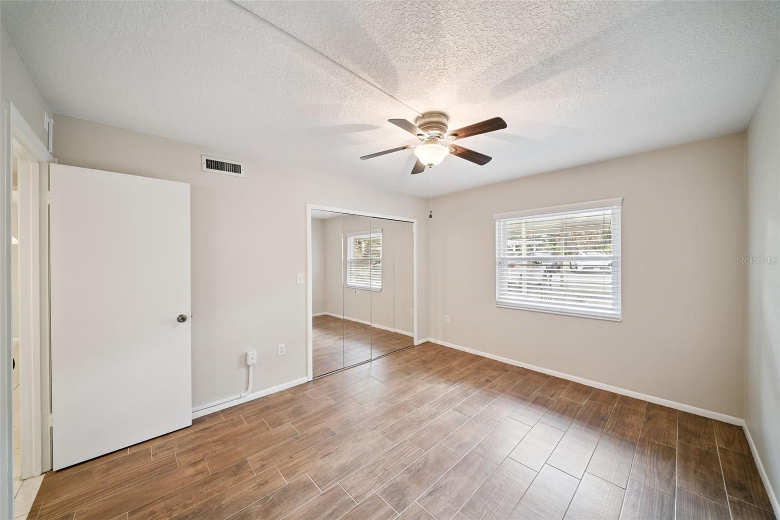 Image 15 of 21 For 404 Orlando Avenue 1b