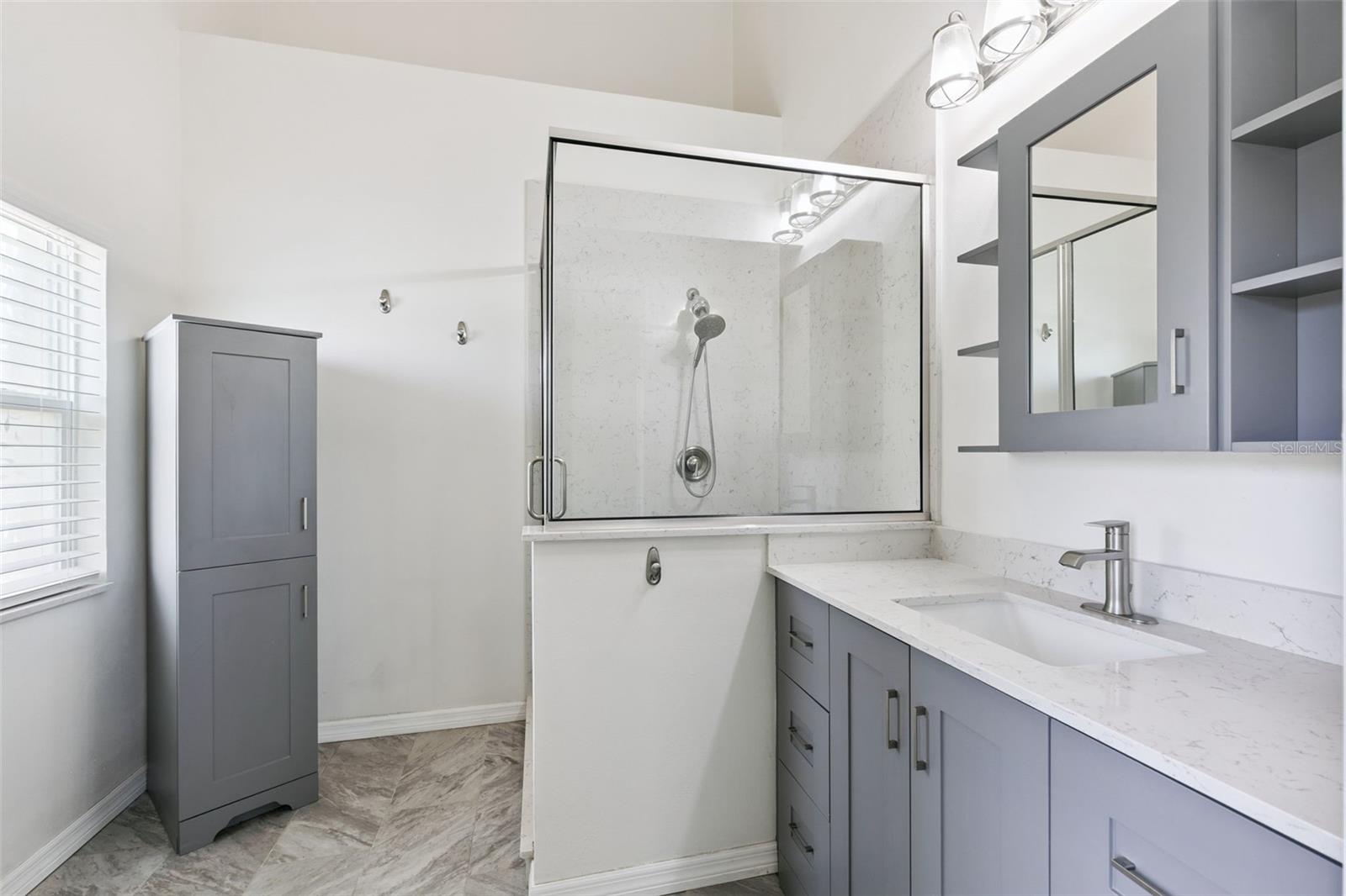 Image 21 of 42 For 1004 Megan Lynn Court