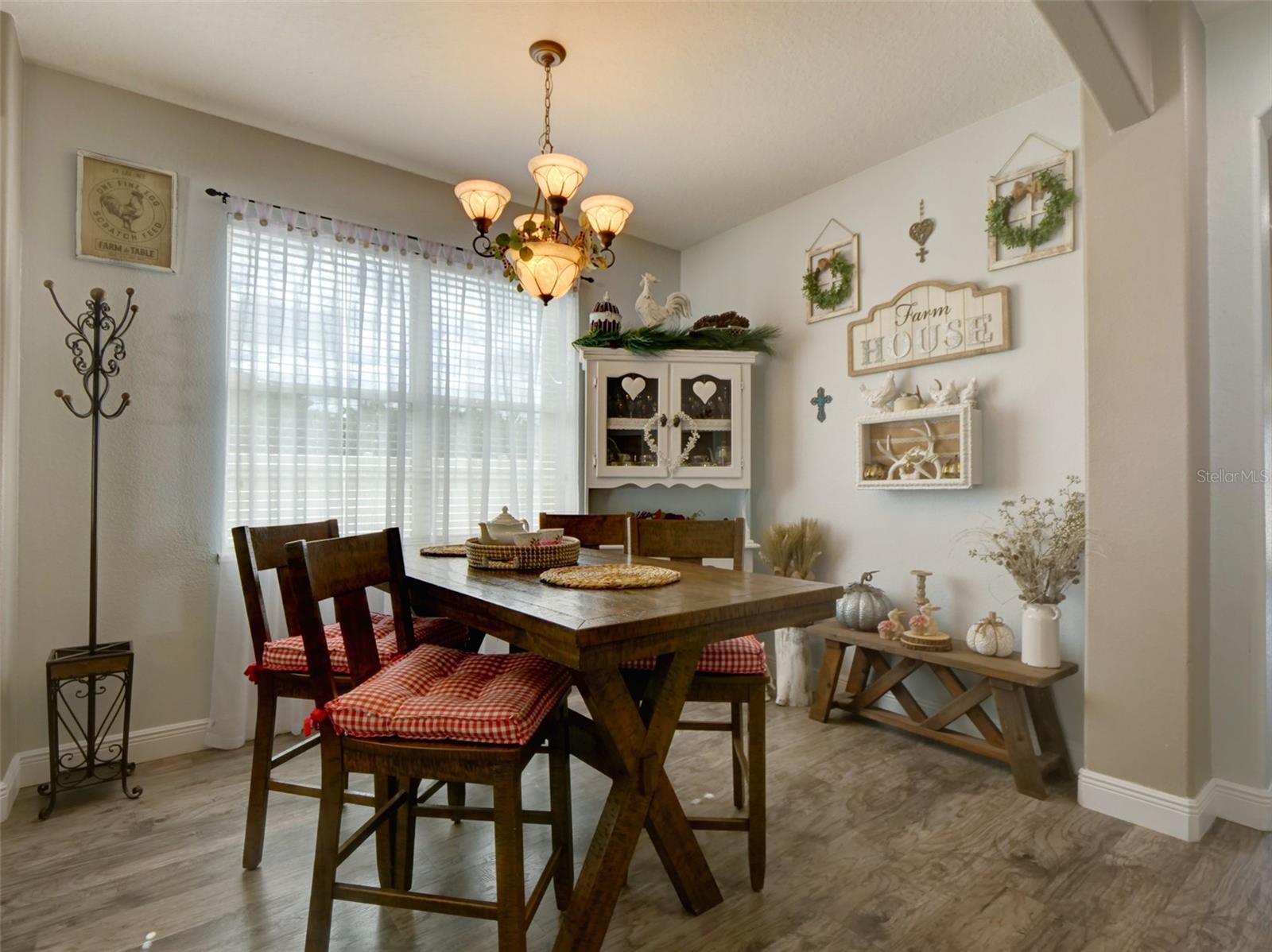 Image 15 of 54 For 1450 Merion Drive