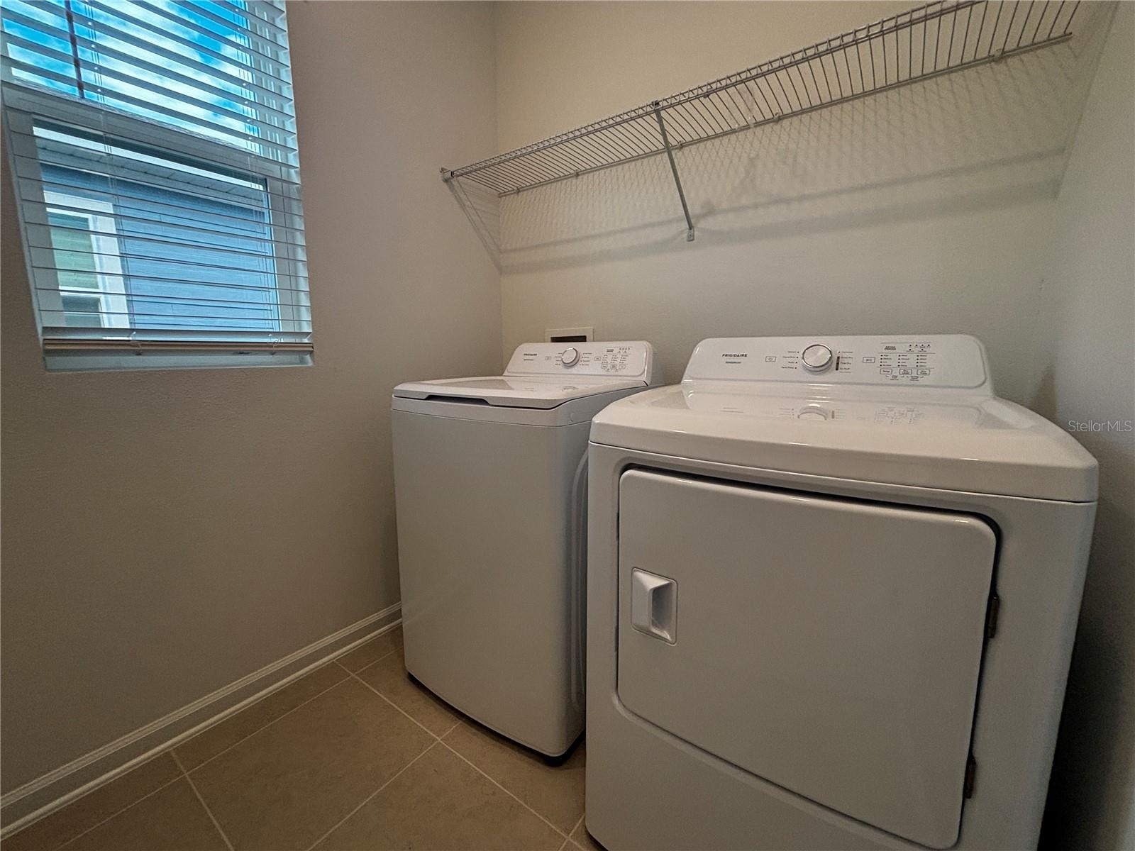 Image 23 of 25 For 7370 Summer Ivy Alley