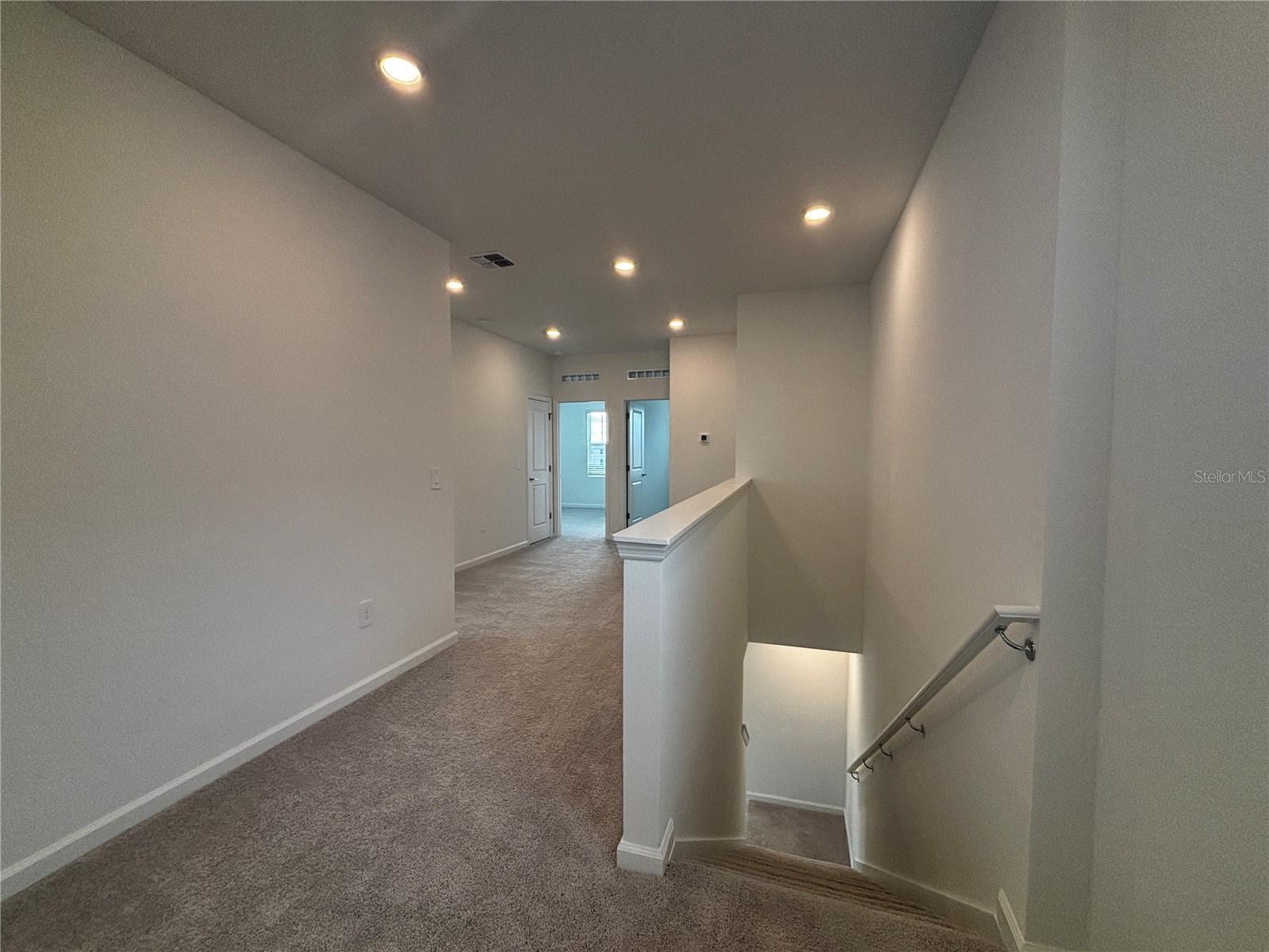 Image 8 of 25 For 7370 Summer Ivy Alley