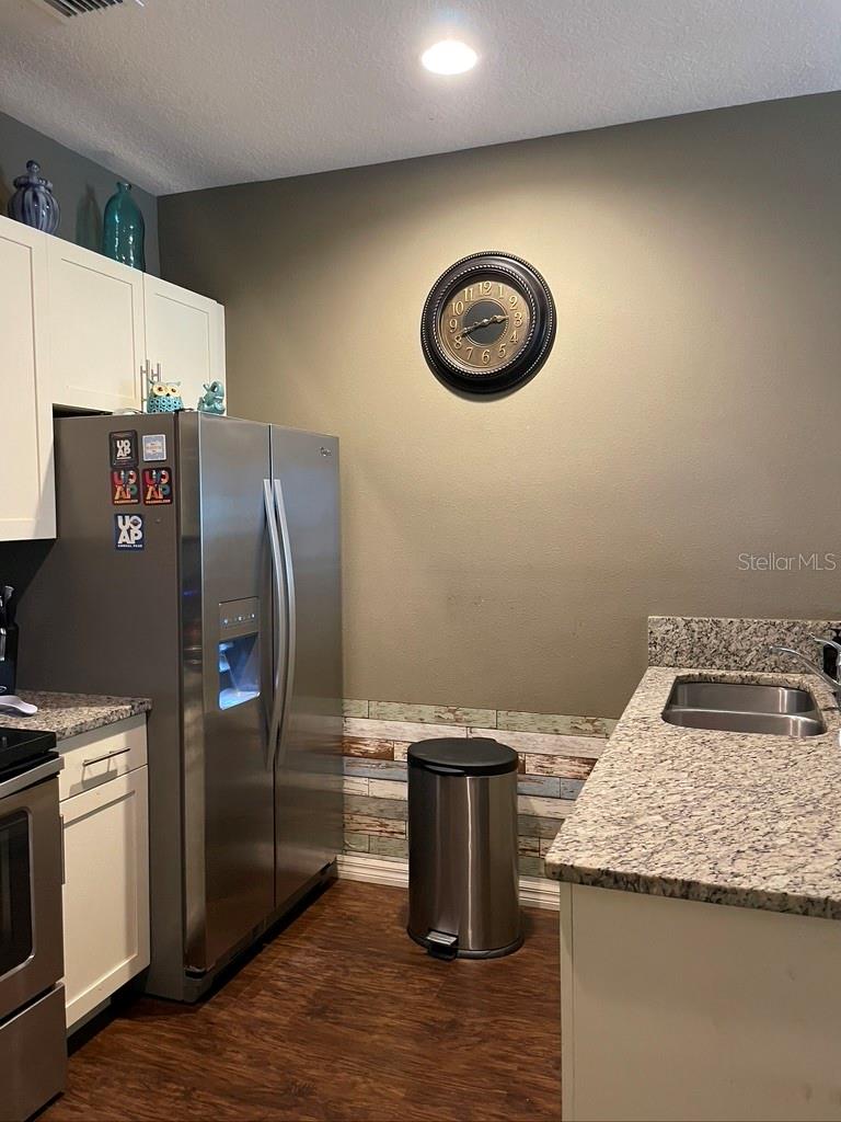 Image 6 of 20 For 9004 Shine Drive