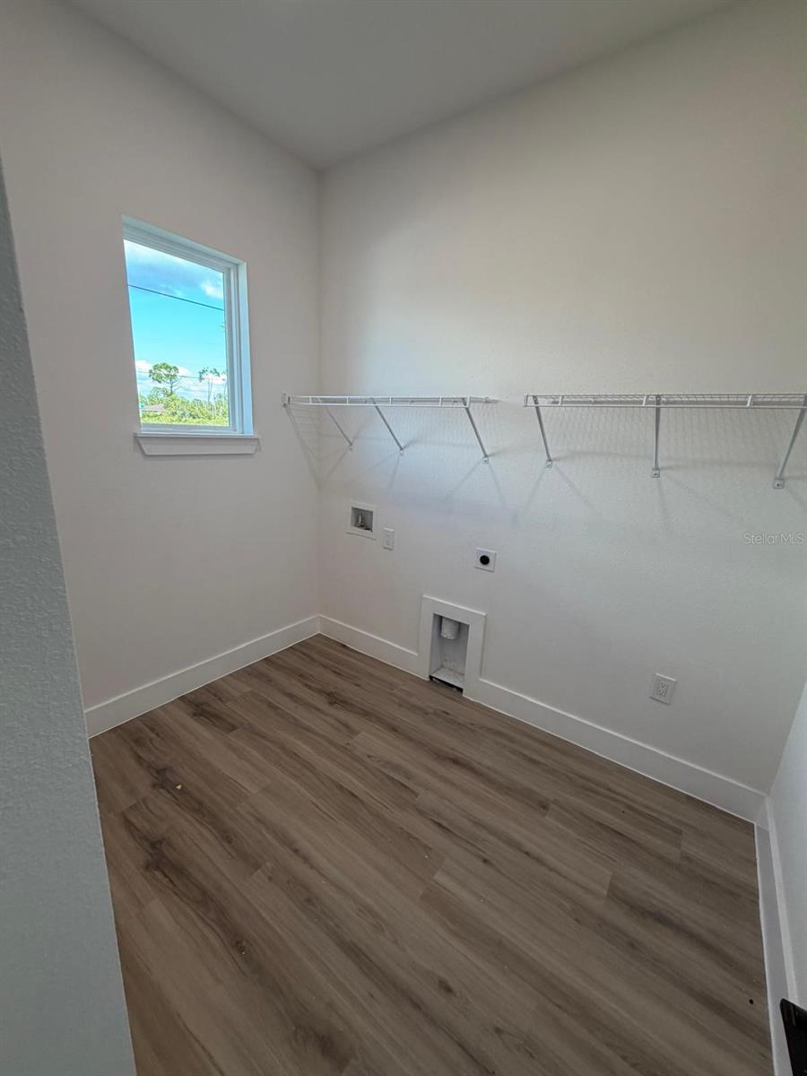 Image 26 of 32 For 13 Lateen Sail Drive