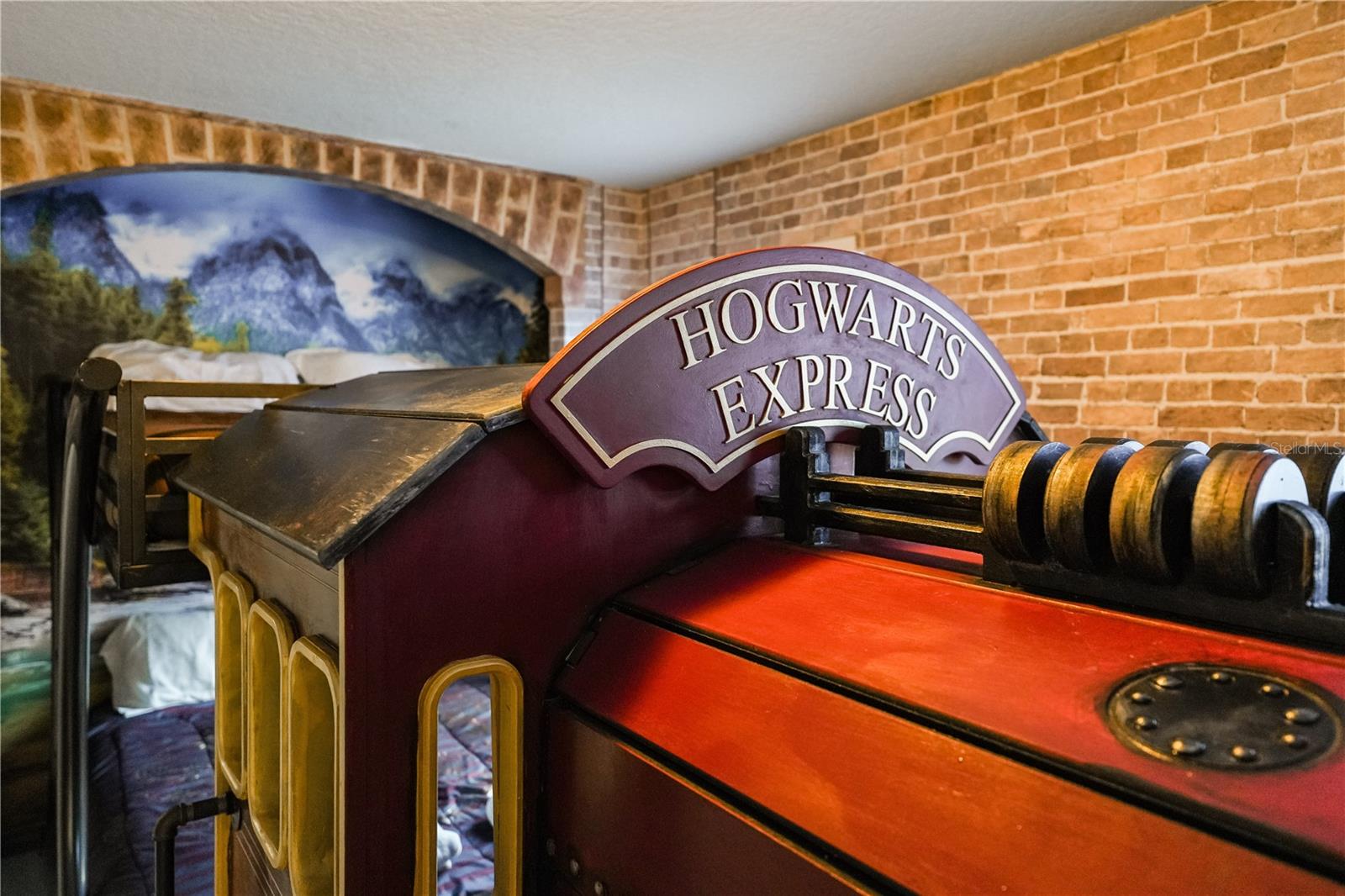 Image 20 of 56 For 1885 Gobi Drive