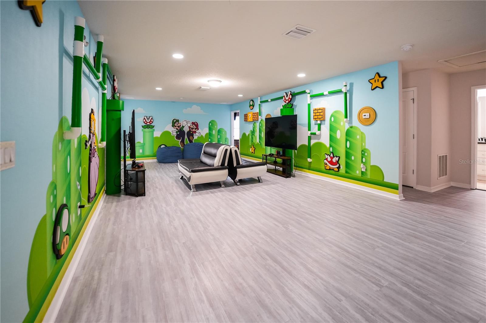 Image 23 of 56 For 1885 Gobi Drive