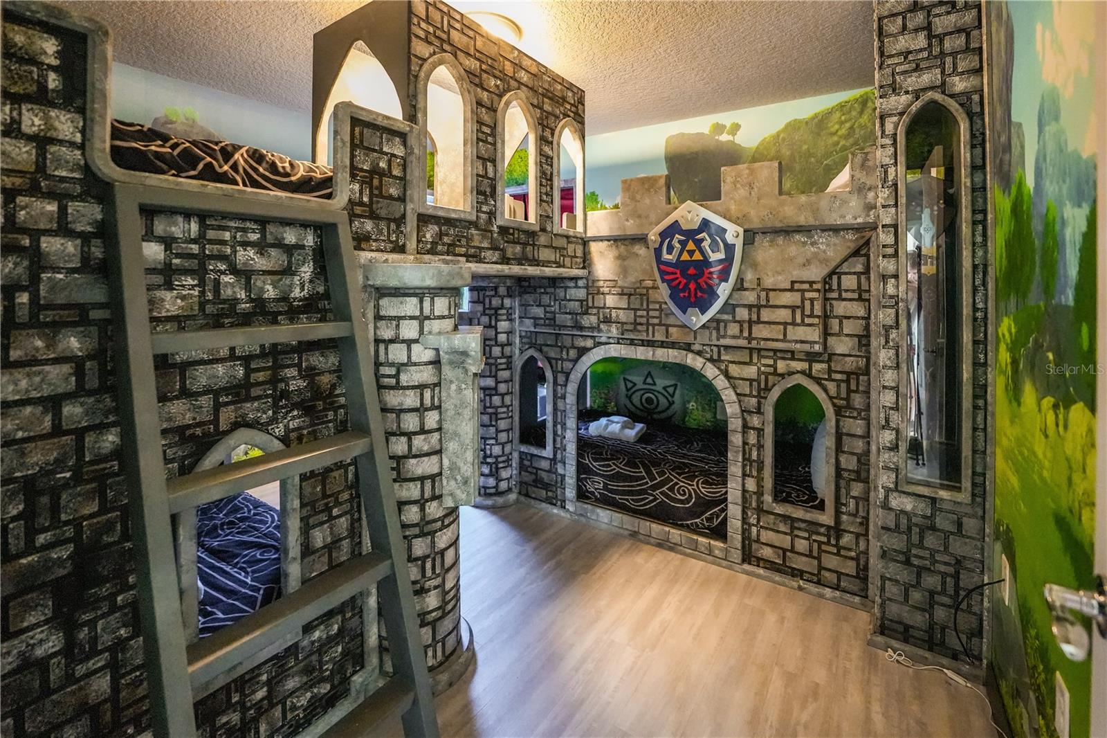 Image 28 of 56 For 1885 Gobi Drive