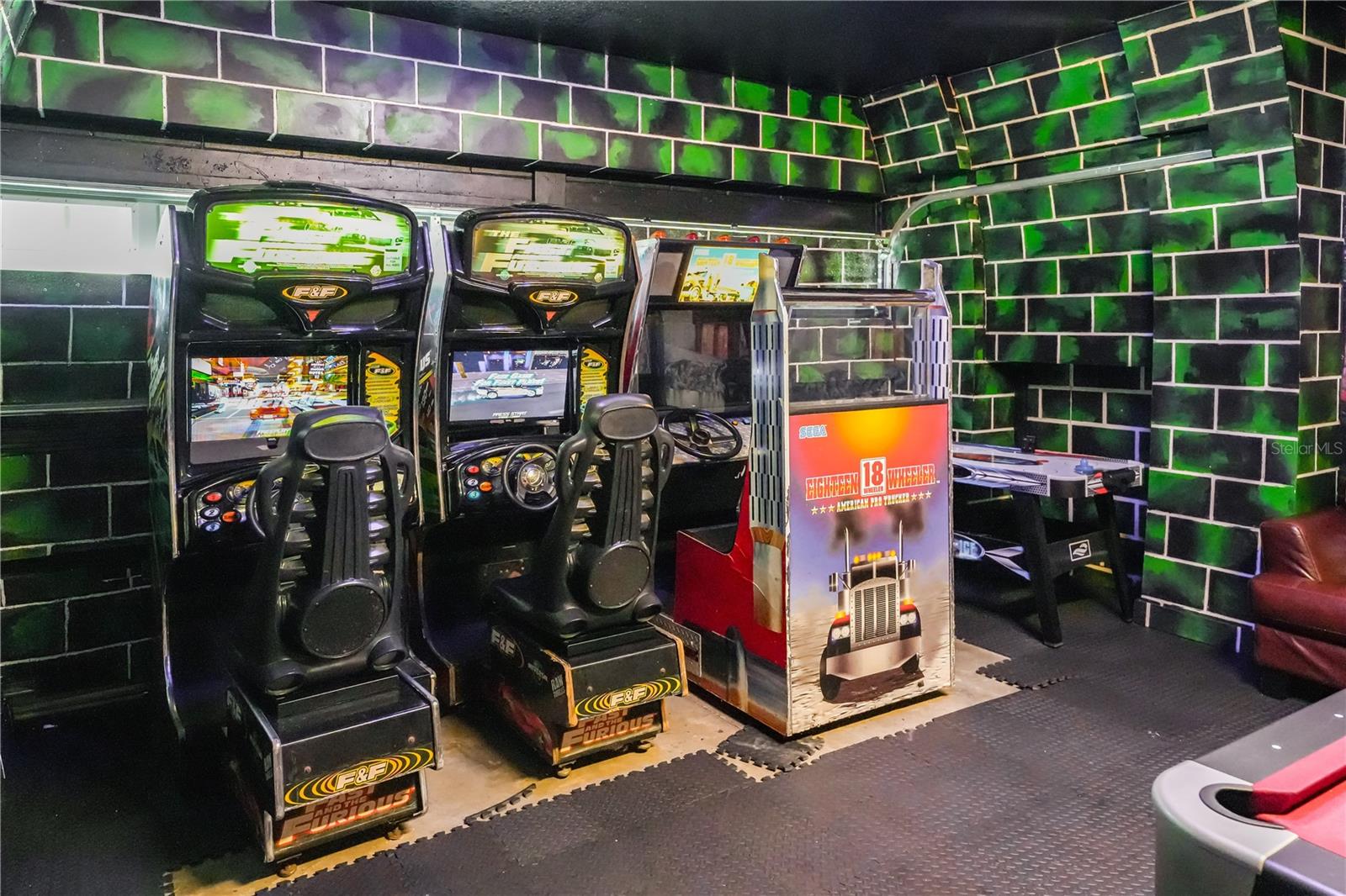 Image 8 of 56 For 1885 Gobi Drive