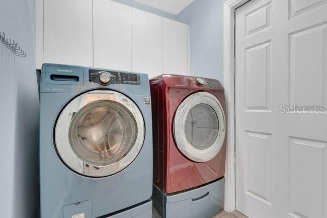 Image 22 of 39 For 33910 Linda Lane