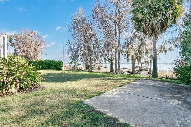 Image 30 of 39 For 33910 Linda Lane