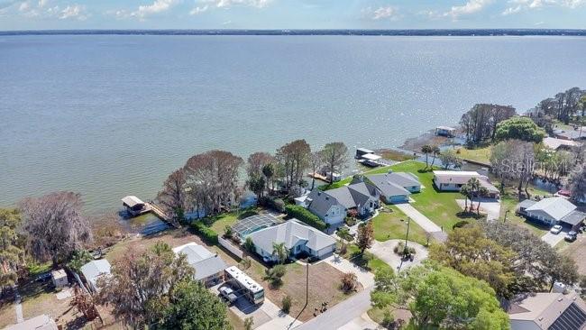 Image 36 of 39 For 33910 Linda Lane