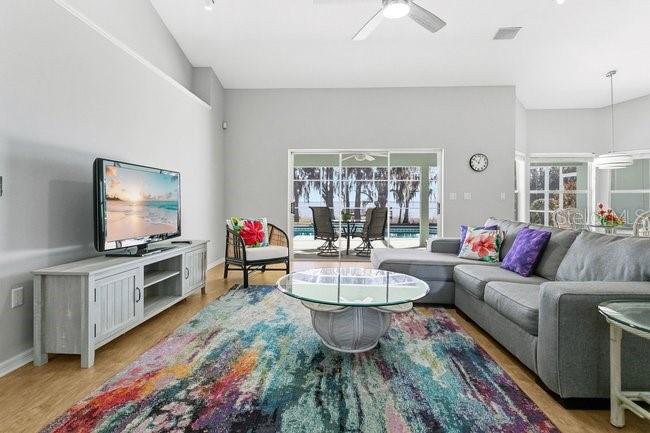 Image 7 of 39 For 33910 Linda Lane