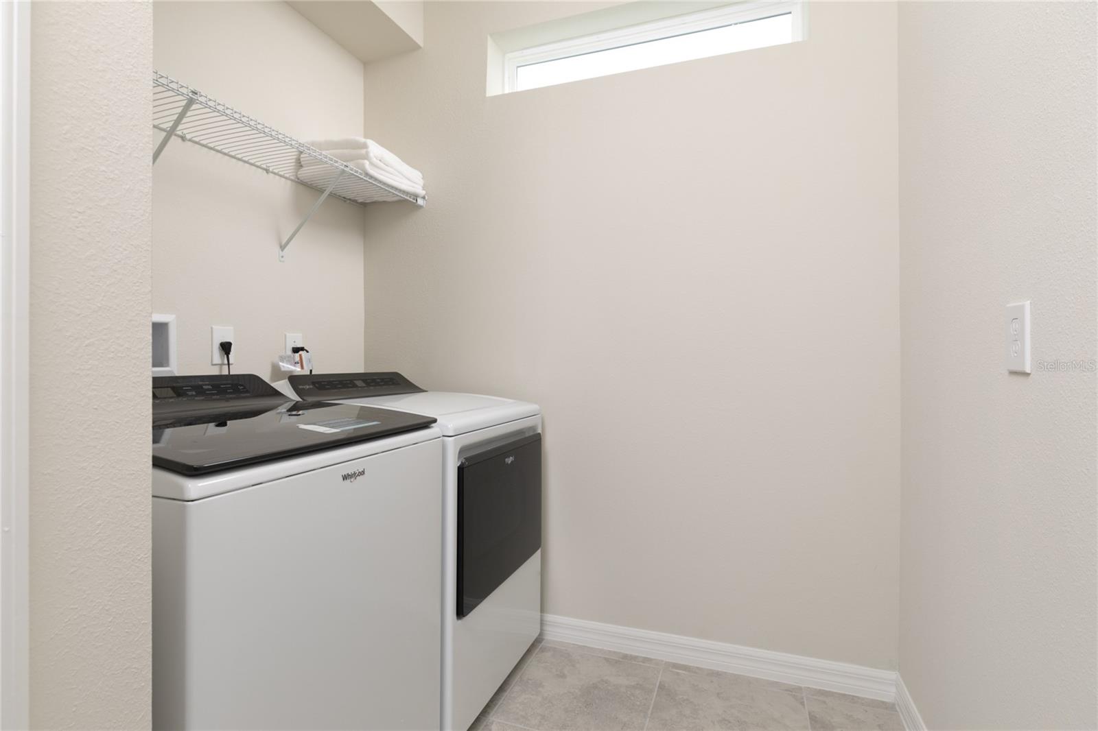 Image 12 of 30 For 7328 Oakmoss Loop