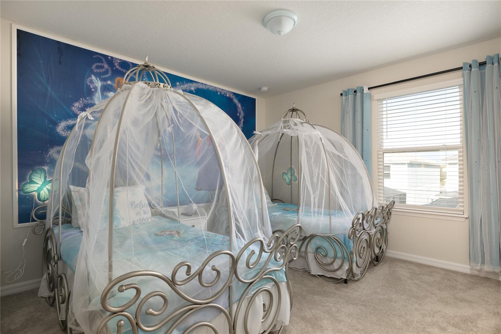 Image 24 of 30 For 7328 Oakmoss Loop