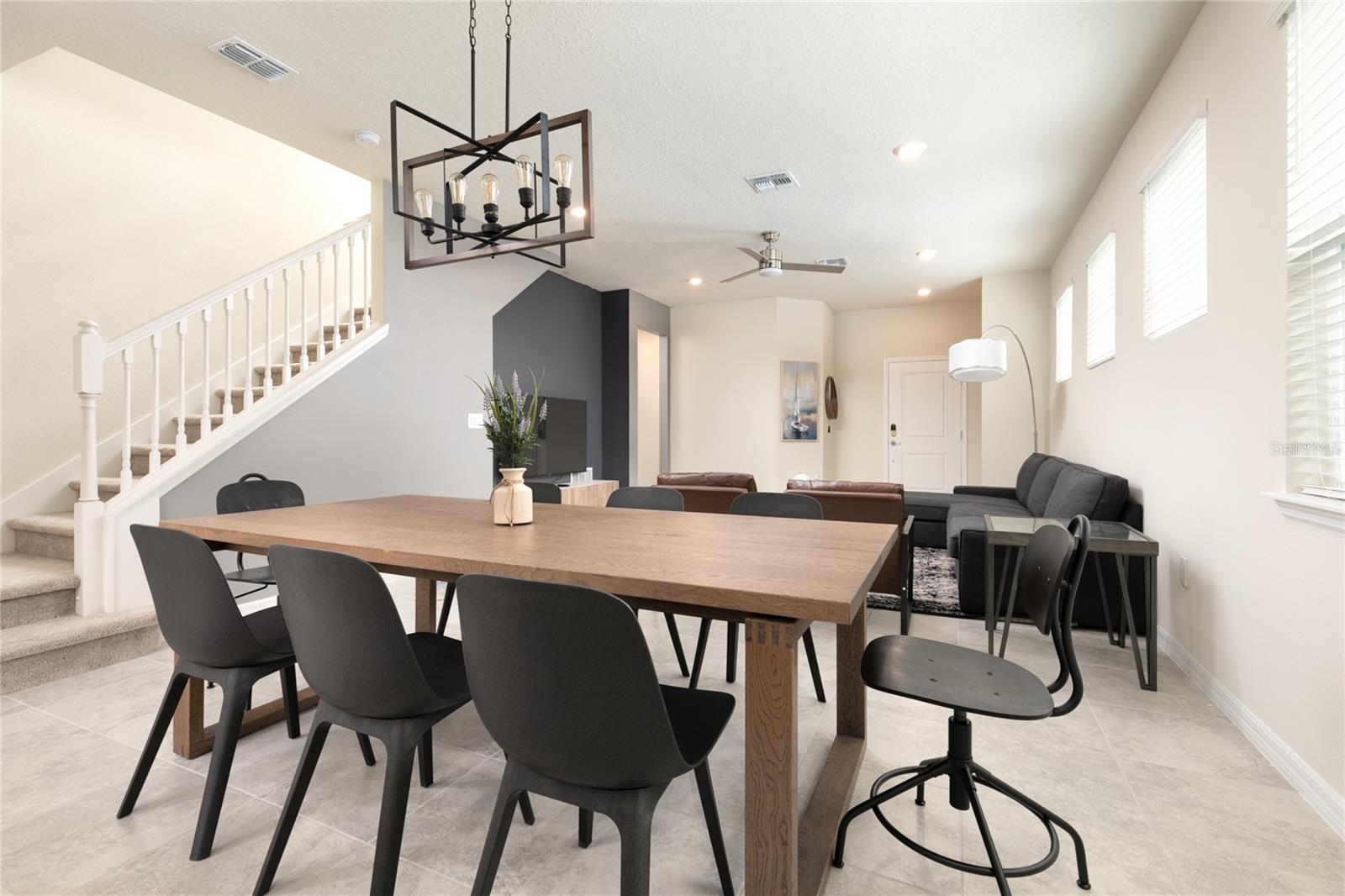 Image 6 of 30 For 7328 Oakmoss Loop