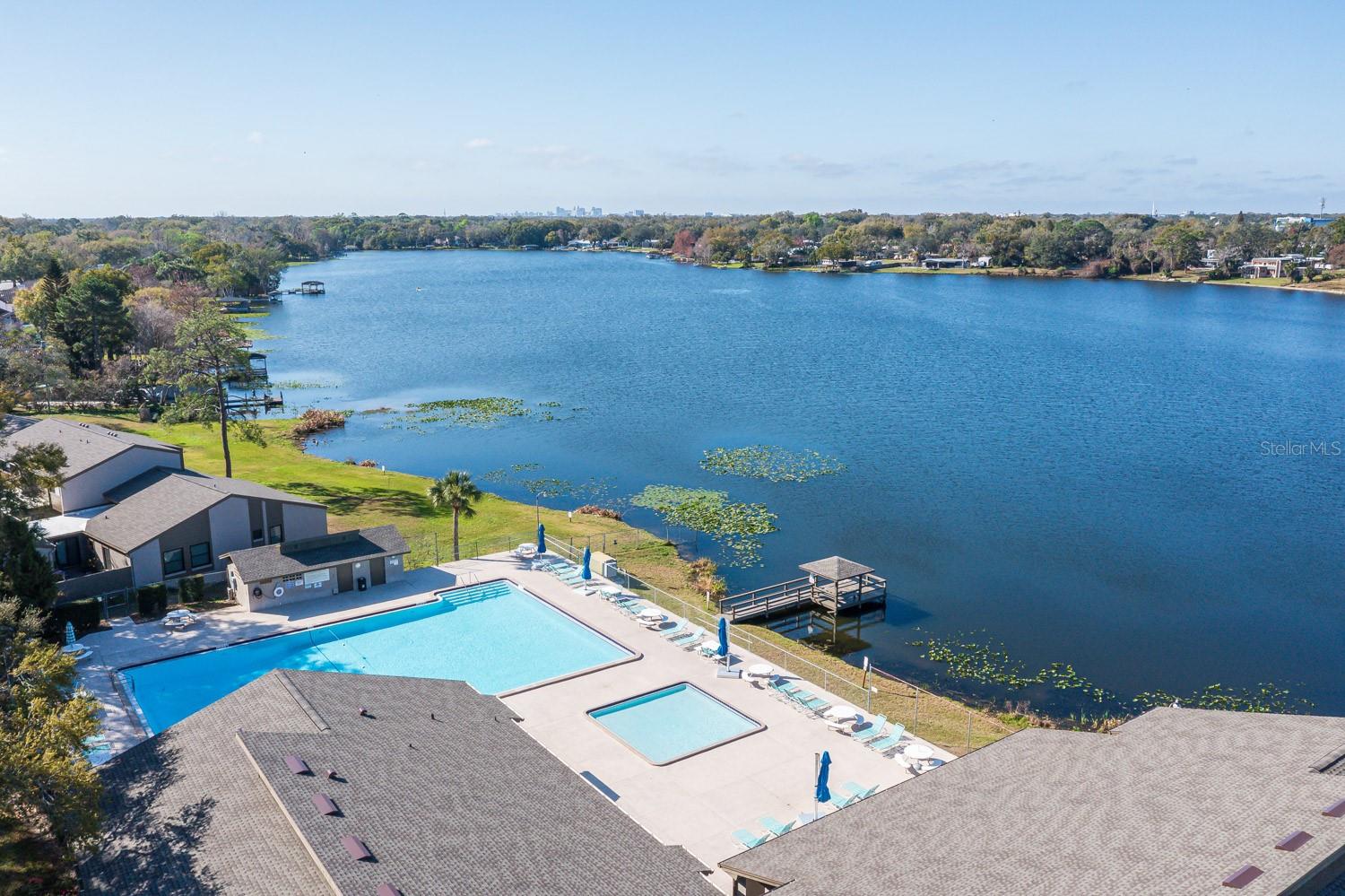 Image 34 of 39 For 452 Meadowood Boulevard