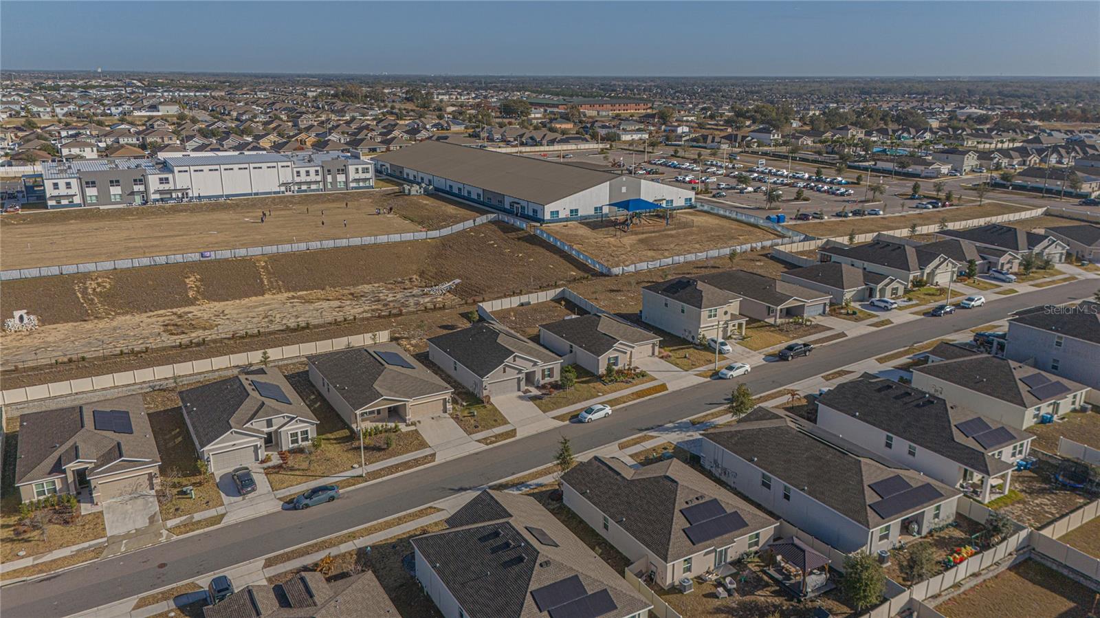 Image 4 of 28 For 1139 Pomelo Street