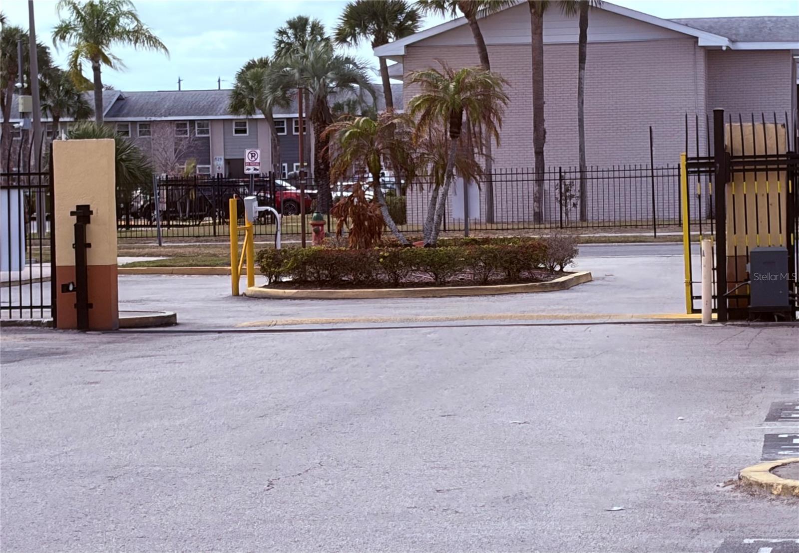 Image 15 of 17 For 738 Ridenhour Circle L