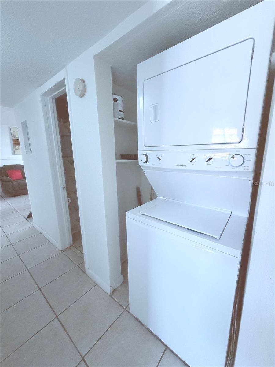 Image 8 of 17 For 738 Ridenhour Circle L