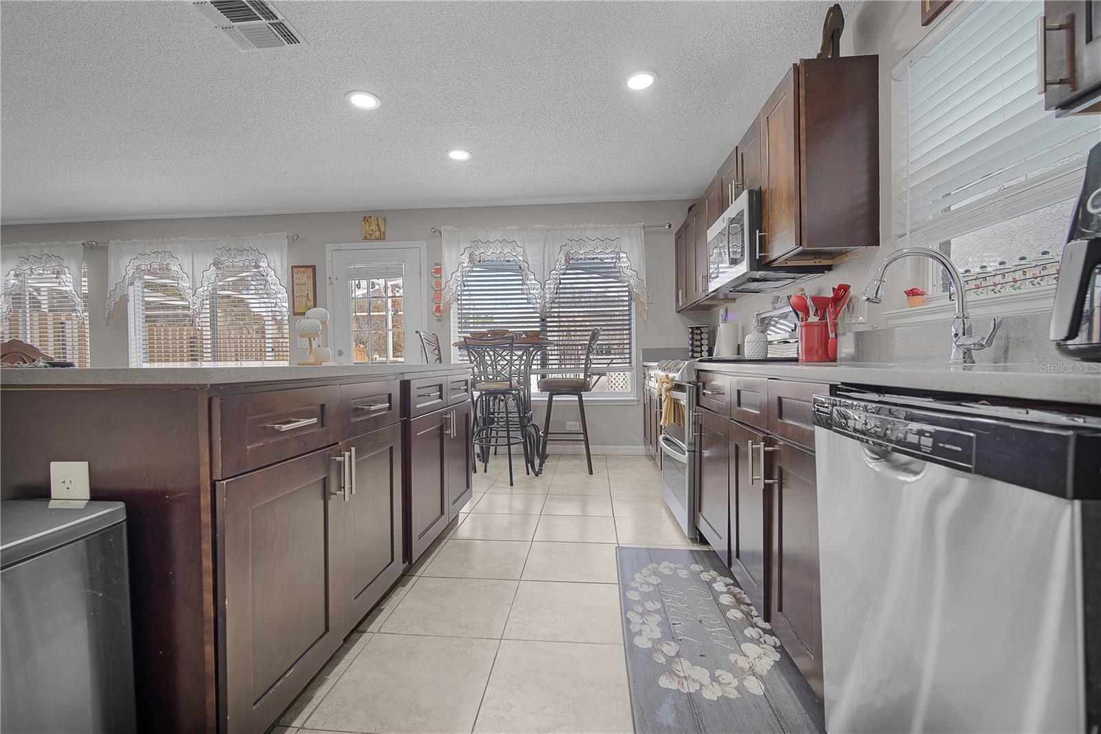 Image 10 of 31 For 14235 Sun Bay Drive