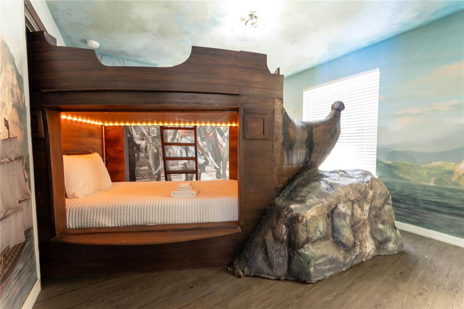 Image 25 of 33 For 2199 Tripoli Court