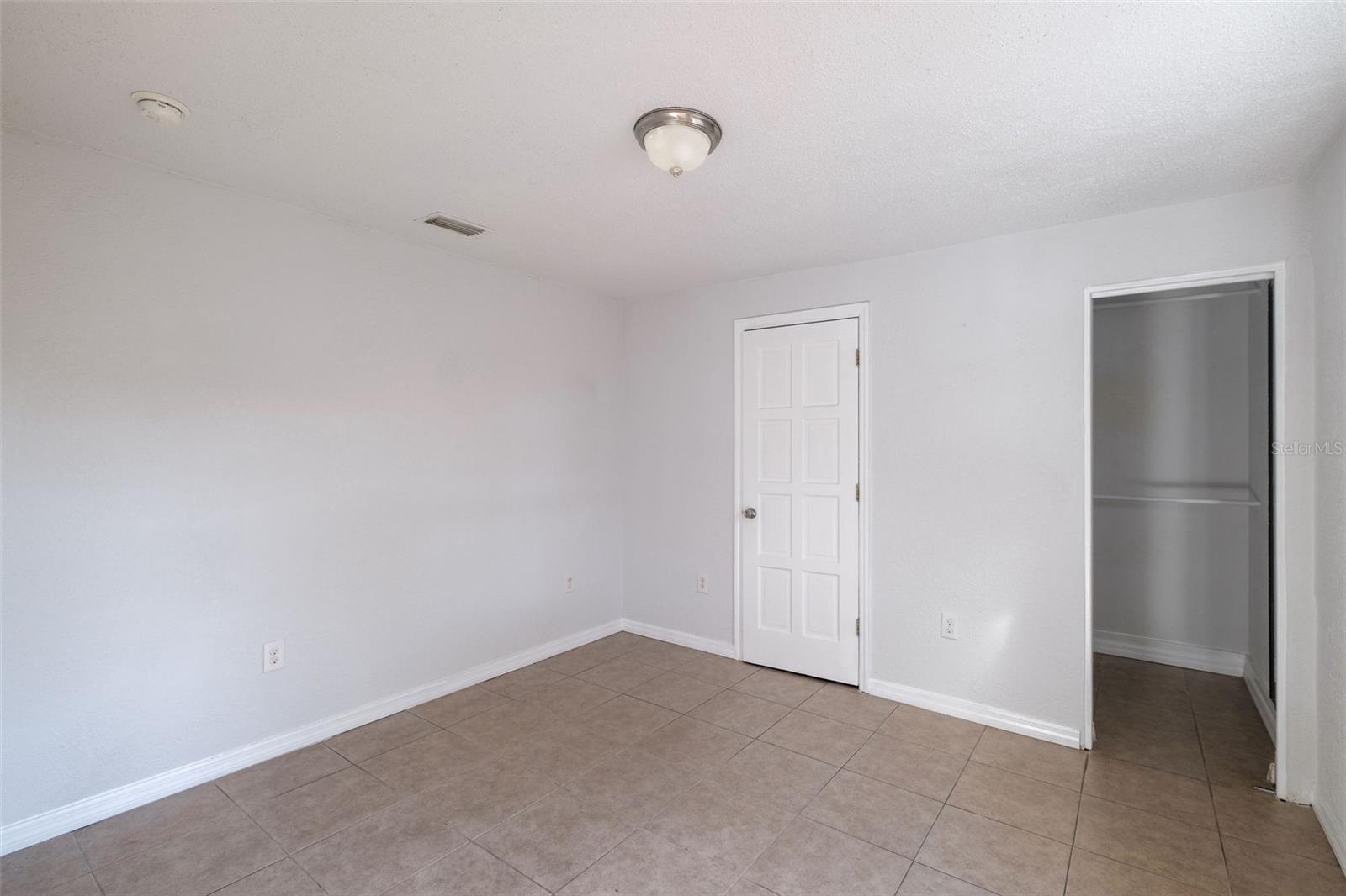 Image 10 of 18 For 718 Thalia Drive