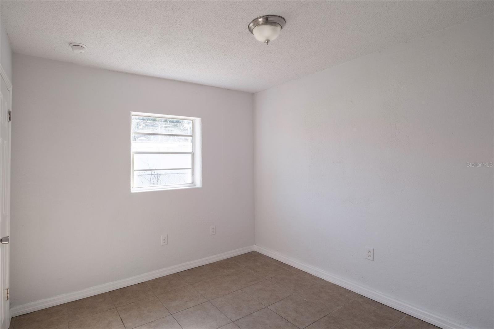 Image 15 of 18 For 718 Thalia Drive