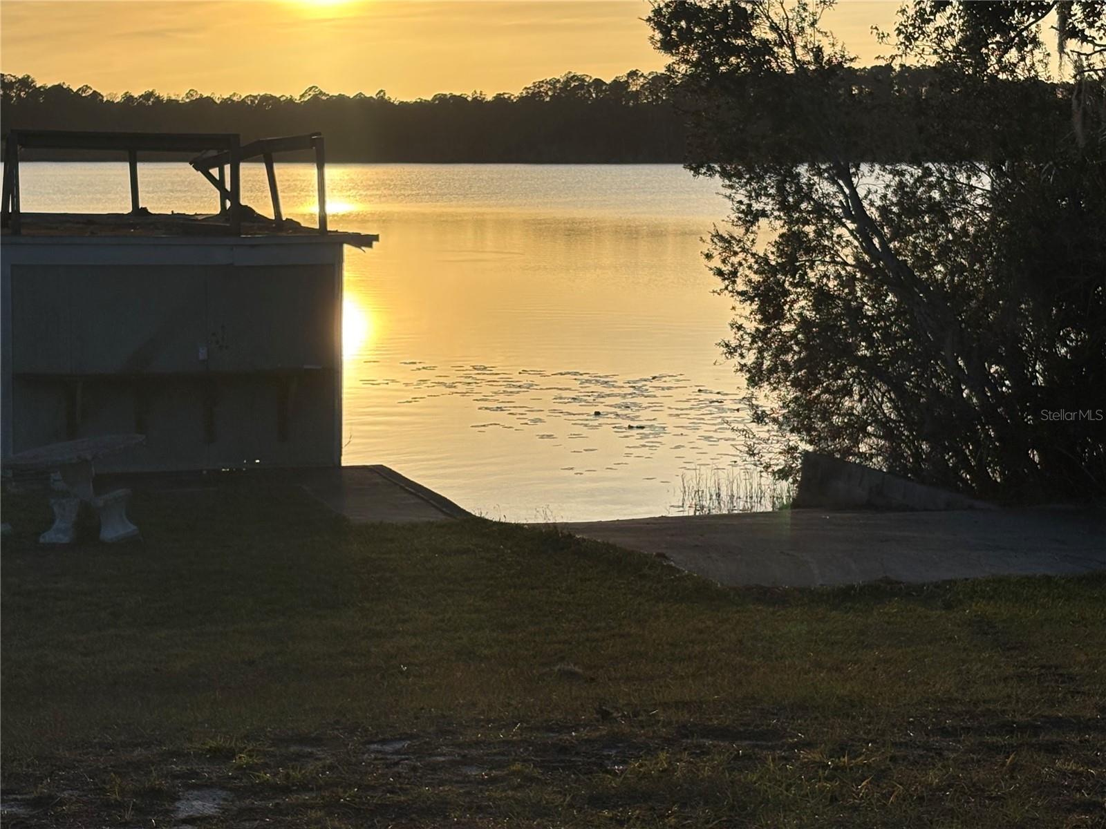 Image 4 of 8 For 2324 Lake Talmadge Drive