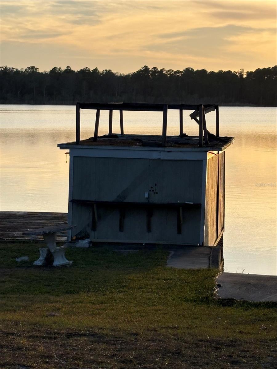 Image 5 of 8 For 2324 Lake Talmadge Drive