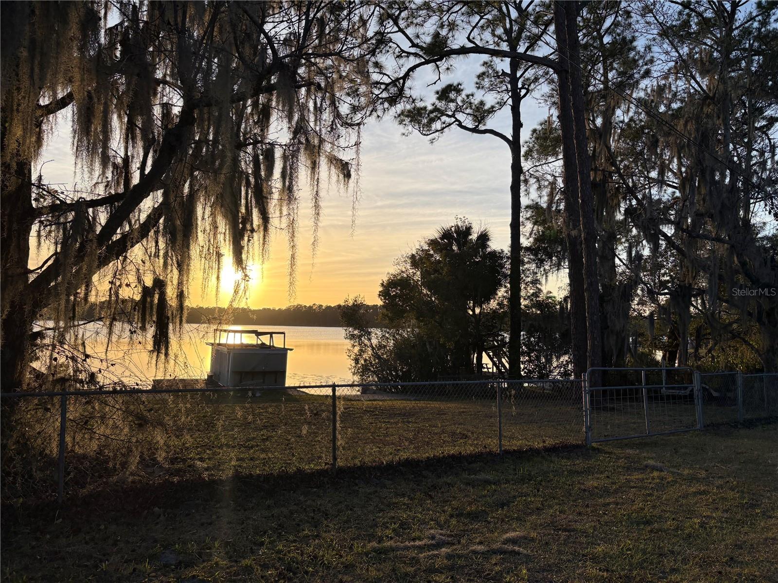 Image 8 of 8 For 2324 Lake Talmadge Drive