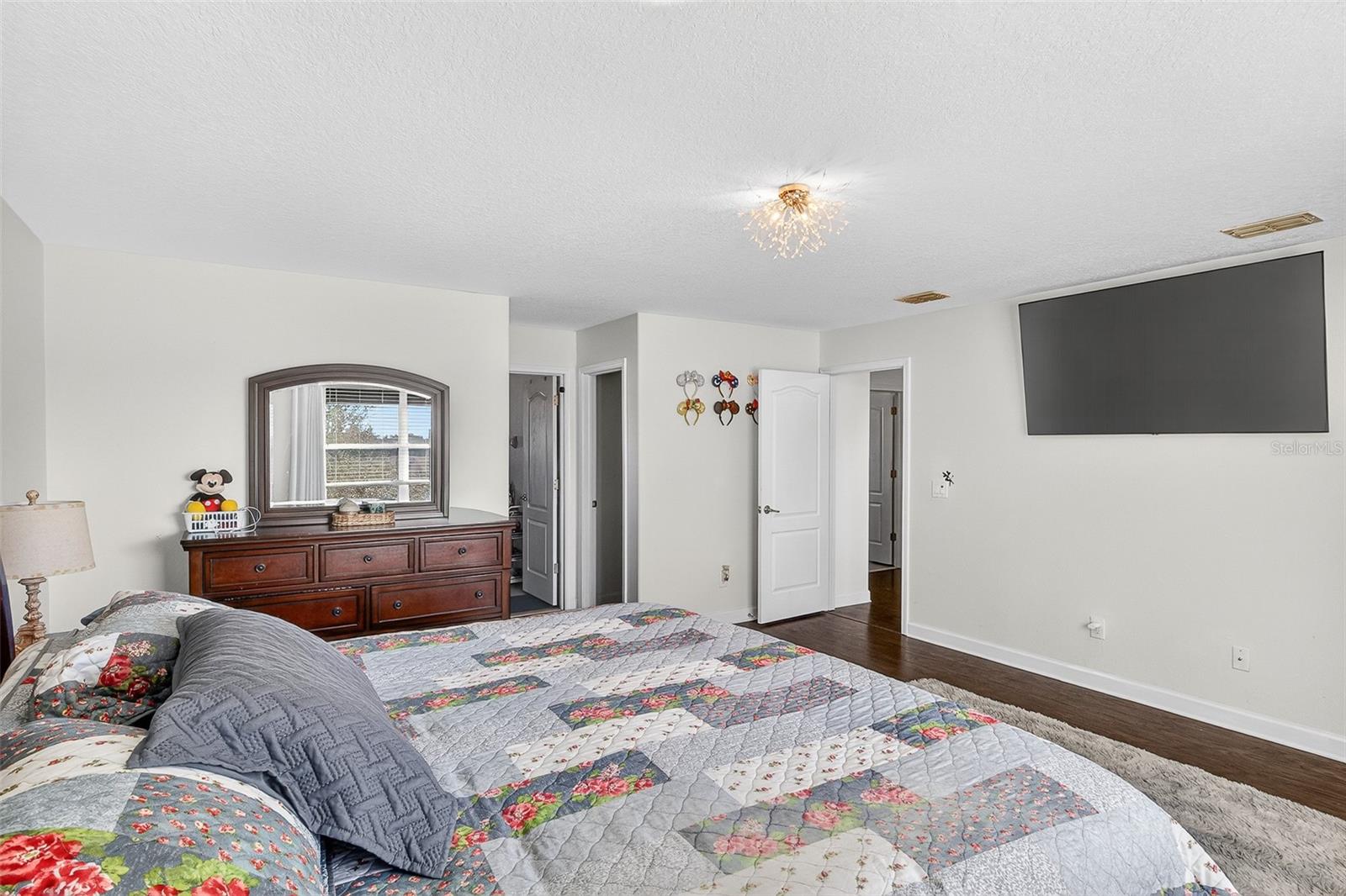 Image 38 of 62 For 1336 Lattimore Drive