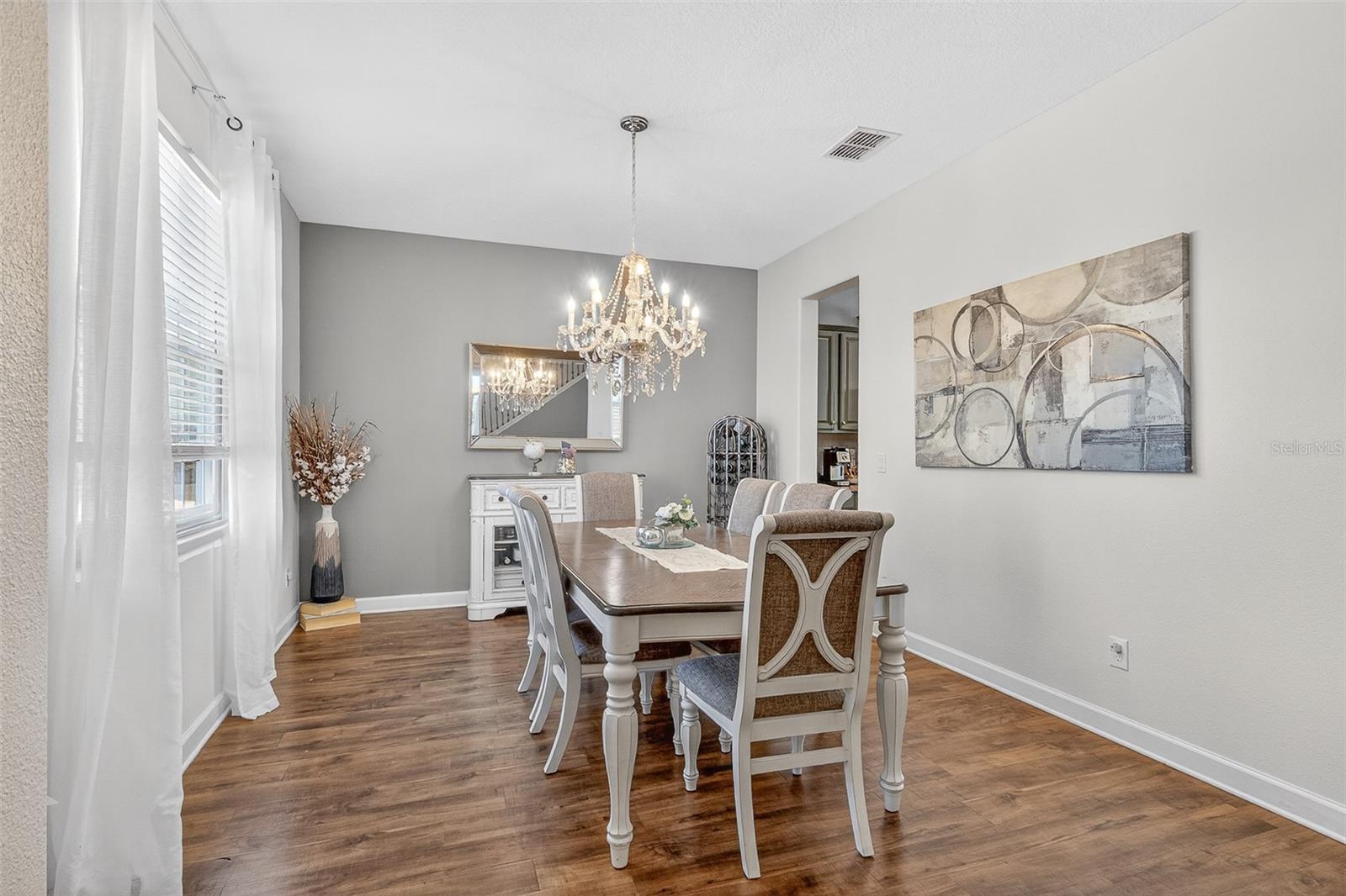 Image 8 of 62 For 1336 Lattimore Drive