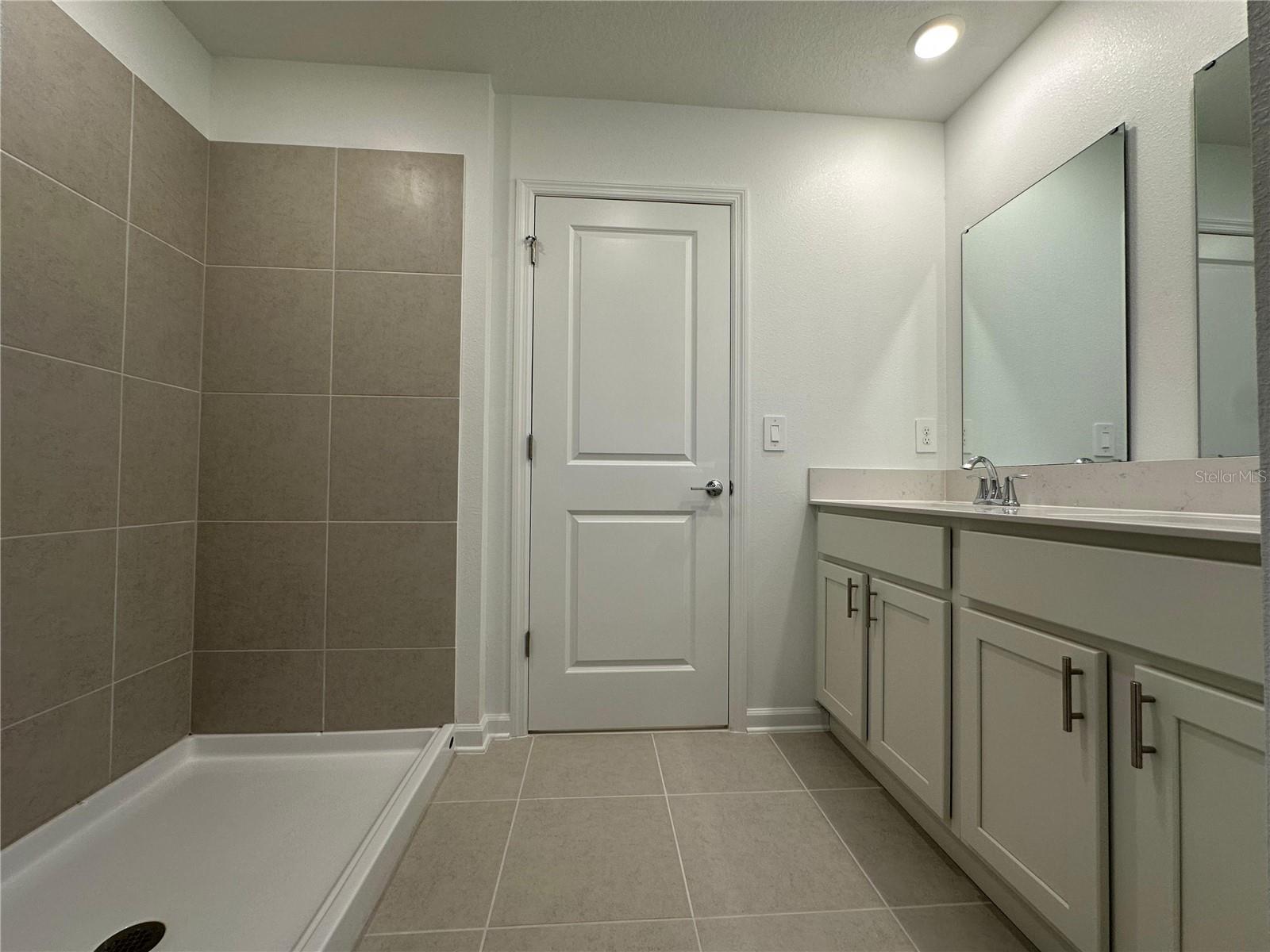 Image 7 of 14 For 5675 Portico Place