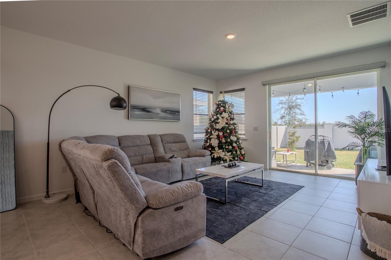 Image 15 of 37 For 4724 Cragmere Loop