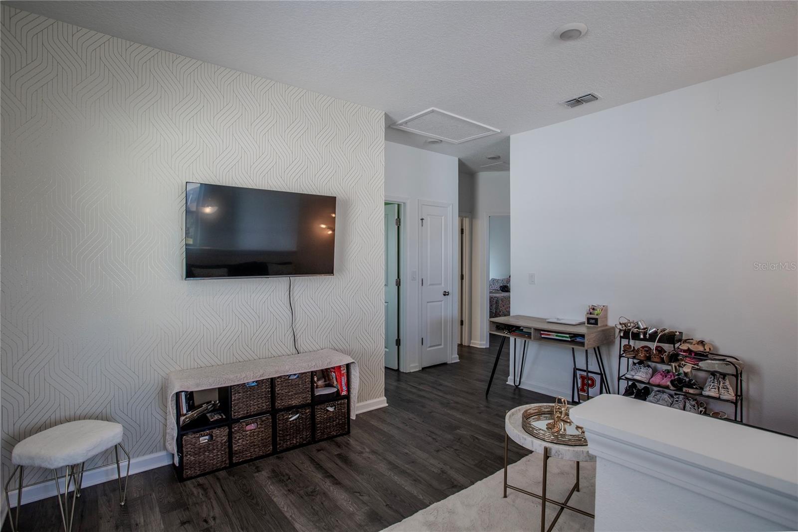 Image 19 of 37 For 4724 Cragmere Loop